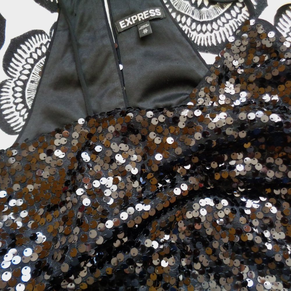 Express Black Sequin Spaghetti Strap Mini Slip Dr… - image 5